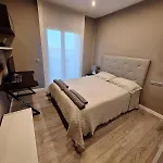Ferienhaus Casa Fantastica En Zona Tranquila Un Todos Nuestra Casa Es Perfecta Tanto Familias Y Amigos Que Buscan Descanso, Ciclistas Que Desean Explorar La Zona Ciclistas Ofrecemos Un Espacio Seguro Guardar Bicicle Gerona