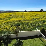 Casa Fantastica En Zona Tranquila Un Todos Nuestra Casa Es Perfecta Tanto Familias Y Amigos Que Buscan Descanso, Ciclistas Que Desean Explorar La Zona Ciclistas Ofrecemos Un Espacio Seguro Guardar Bicicle Ferienhaus *