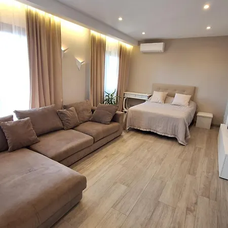 Ferienhaus Casa Fantastica En Zona Tranquila Un Todos Nuestra Casa Es Perfecta Tanto Familias Y Amigos Que Buscan Descanso, Ciclistas Que Desean Explorar La Zona Ciclistas Ofrecemos Un Espacio Seguro Guardar Bicicle
