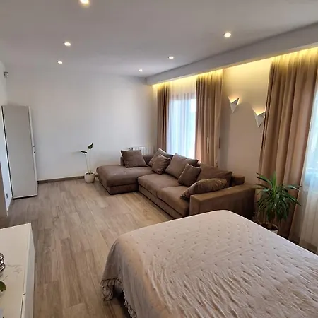Casa Fantastica En Zona Tranquila Un Todos Nuestra Casa Es Perfecta Tanto Familias Y Amigos Que Buscan Descanso, Ciclistas Que Desean Explorar La Zona Ciclistas Ofrecemos Un Espacio Seguro Guardar Bicicle *