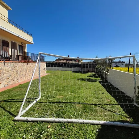 Casa Fantastica En Zona Tranquila Un Todos Nuestra Casa Es Perfecta Tanto Familias Y Amigos Que Buscan Descanso, Ciclistas Que Desean Explorar La Zona Ciclistas Ofrecemos Un Espacio Seguro Guardar Bicicle *