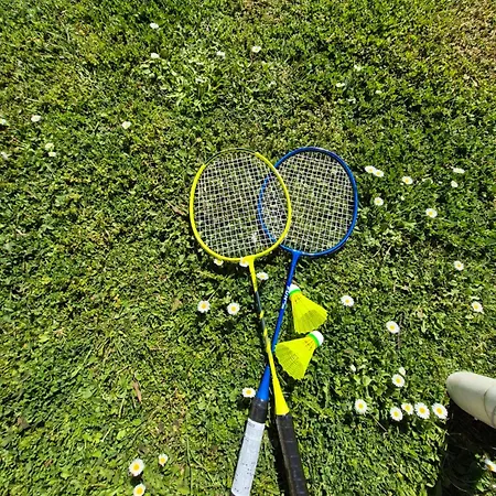 Casa Fantastica En Zona Tranquila Un Todos Nuestra Casa Es Perfecta Tanto Familias Y Amigos Que Buscan Descanso, Ciclistas Que Desean Explorar La Zona Ciclistas Ofrecemos Un Espacio Seguro Guardar Bicicle