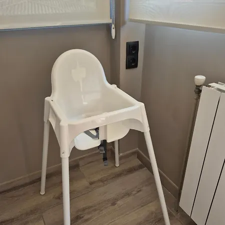 Casa Fantastica En Zona Tranquila Un Todos Nuestra Casa Es Perfecta Tanto Familias Y Amigos Que Buscan Descanso, Ciclistas Que Desean Explorar La Zona Ciclistas Ofrecemos Un Espacio Seguro Guardar Bicicle Ferienhaus
