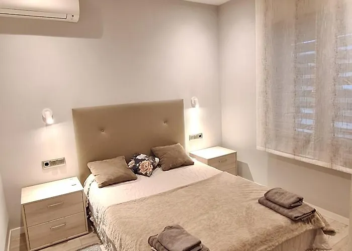 Casa Fantastica En Zona Tranquila Un Todos Nuestra Casa Es Perfecta Tanto Familias Y Amigos Que Buscan Descanso, Ciclistas Que Desean Explorar La Zona Ciclistas Ofrecemos Un Espacio Seguro Guardar Bicicle *